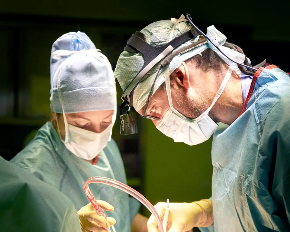 Photo of a Prodisc® L disc replacement surgery in progress at CCV